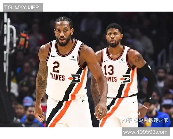 湖人对决快船深圳赛场激情四溢球迷期待精彩对抗与巅峰对决 湖人对决快船深圳赛场激情四溢球迷期待精彩对抗与巅峰对决