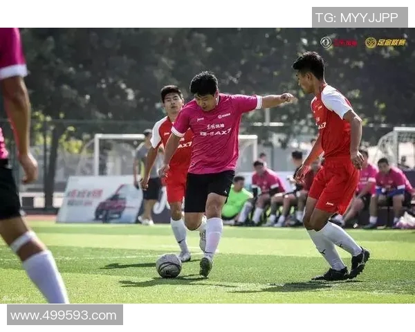 恒大与建业激战正酣谁能在这场较量中笑到最后